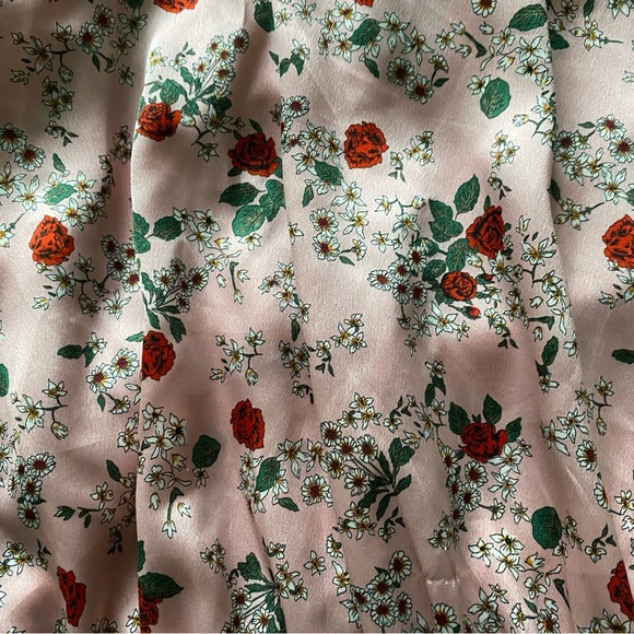 Floral Satin-Look Top - Picture 3 of 7